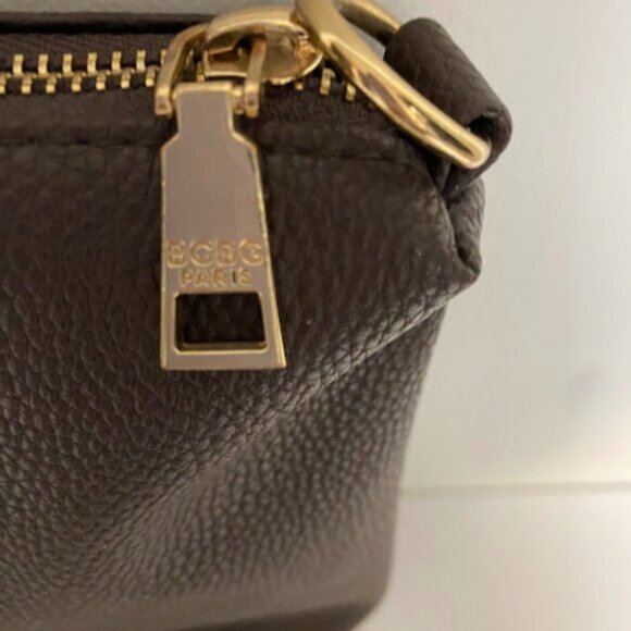 BCBG Paris Dark Brown Women's Clutch Crossbody Bag Medium - Picture 8 of 10